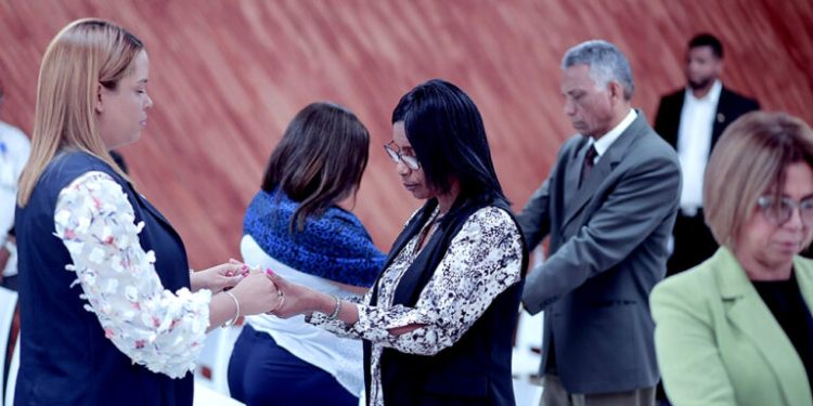 Pastores evangélicos apoyan De Vuelta al Barrio