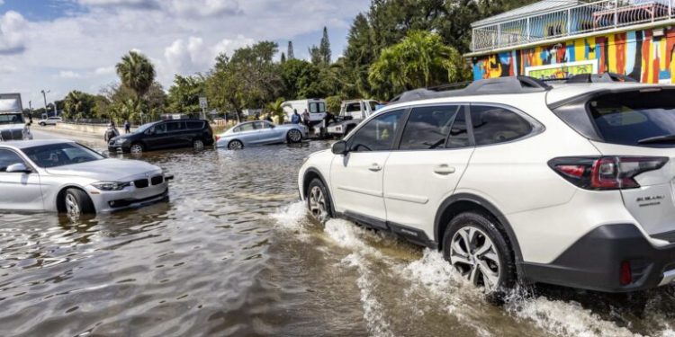 El COE aumenta a 22 las provincias en alertas por lluvias en el noreste, sureste y Santo Domingo