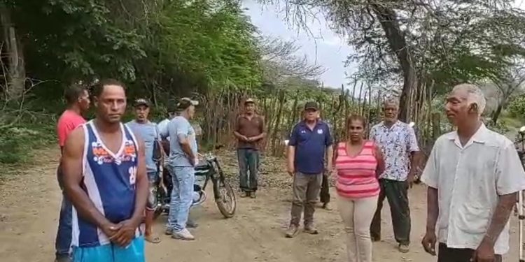 Parceleros denuncian intención de despojarlos de sus predios en el Batey Walterio