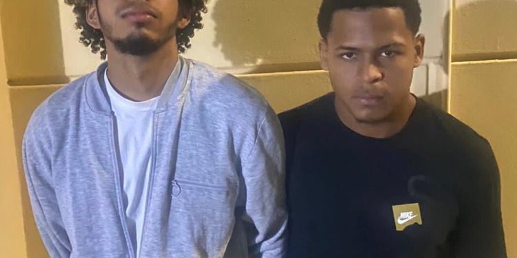 Apresan dos presuntos integrantes de banda juvenil hirieron menor en Santiago Rodríguez