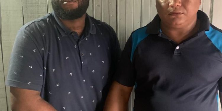 Apresan en Villa Vásquez presuntos estafadores trataron cambiar cheque falso por RD$95, 800.00