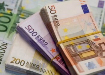 El euro supera los 1,0750 dólares tras los datos de empleo de EEUU