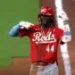 Elly De la Cruz humilla al lanzador y primera base de Astros