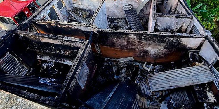 Incendio destruye tres viviendas en el municipio de Los Hidalgos (El Mamey), no hubo personas lesionadas