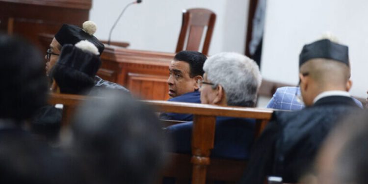 Cuatro casos de corrupción se desarrollaron ayer