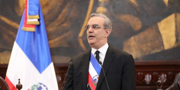Abinader promulga importantes leyes: declara ecoturísta la provincia Espaillat y crea Laboratorio Químico Dominicano