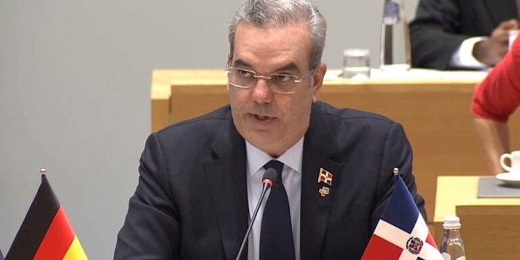 Abinader extiende hasta el 15 de agosto la legislatura del Congreso Nacional