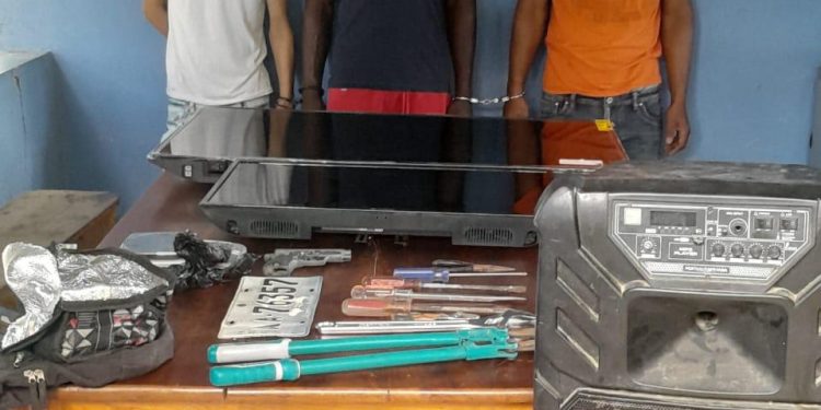 PN desactiva banda robaba motocicletas y asaltaba bancas en Esperanza