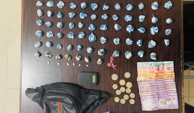 Desmantelan puntos de drogas y apresan a varias personas en San Pedro de Macorís