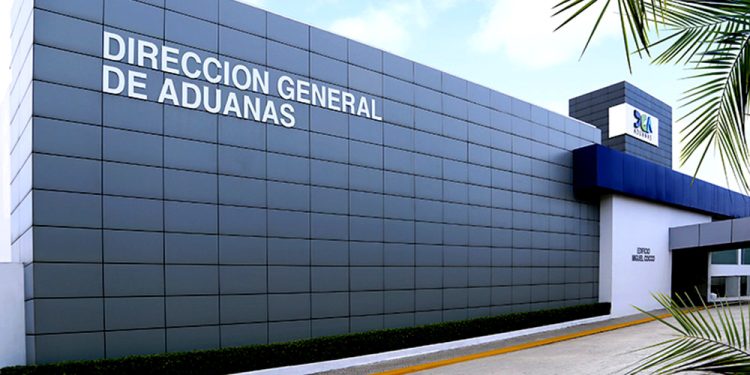 En menos de tres años, Aduanas ha detectado 75 millones de artículos de contrabando en lucha contra ilícitos