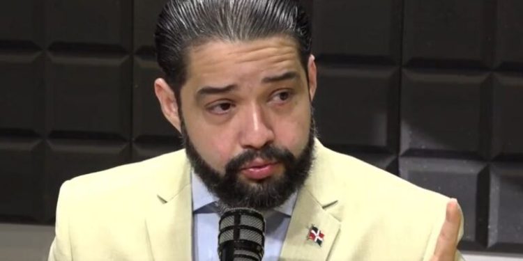 Economista Ysrael Abreu: El gobierno del PRM busca excusa para tomar dinero prestado