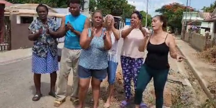 Protestan en comunidad de Dajabón por deterioro de carretera en la frontera con Haití