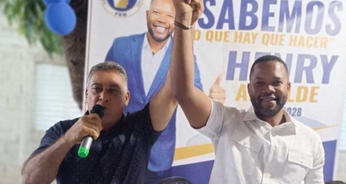 Aspirante alcalde Thomas Taveras declina aspiración a  favor de Henry Montero por el PRM en Dajabón 
