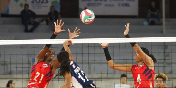 Las Reinas del Caribe inician con triunfo en San Salvador 2023