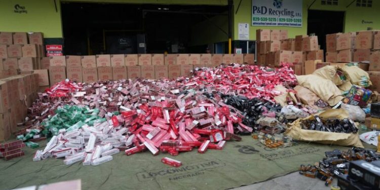Autoridades incineran 6.4 millones de unidades de cigarrillos y otros productos ilícitos