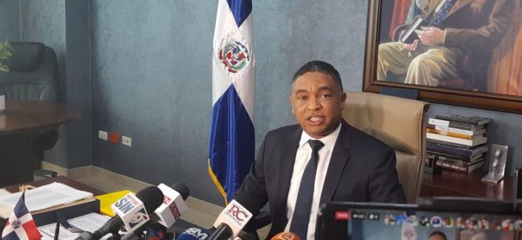 Iván Lorenzo denuncia sectores del gobierno realizan «campaña de descrédito» contra Cámara de Cuentas