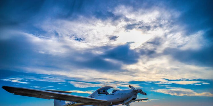Un muerto y un herido al estrellarse una avioneta en Florida