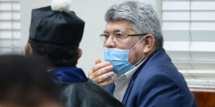 Niegan libertad a Fernando Rosa; le retiran grillete electrónico por «inconvenientes económicos»