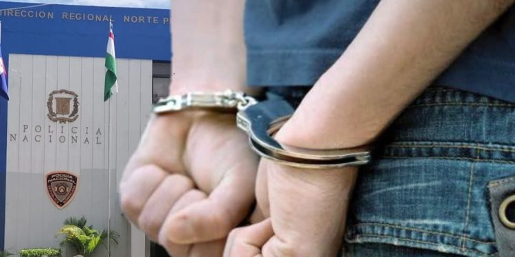 Apresan hombre agredió mujer en Montecristi y atacó patrulla policial con arma blanca