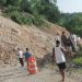 Derrumbe de tierra interrumpe tránsito vehicular Barahona-Pedernales
