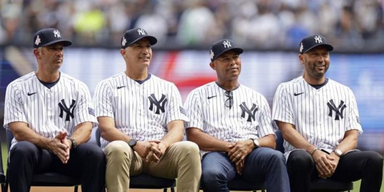 Los Yankees rinden homenaje a equipo de todos los tiempos