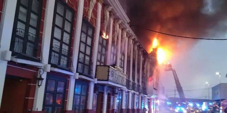 Al menos 13 muertos por un incendio que afectó a varias discotecas en Murcia, España