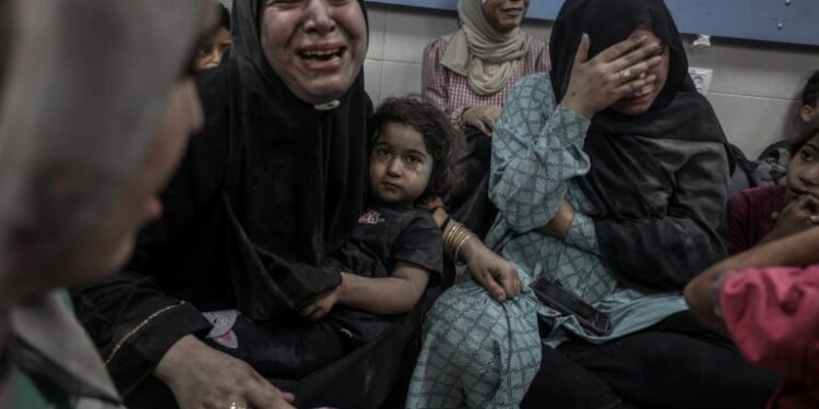 Más de 60 muertos, la mayoría niños, en bombardeos israelíes contra Gaza