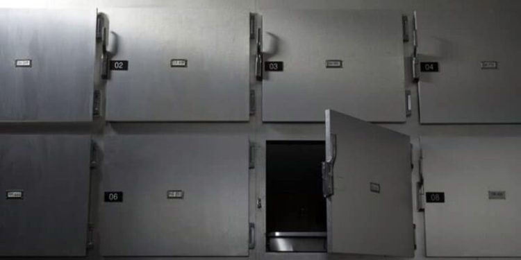 Se ahorca adolescente supuestamente su madre no tenia 60 pesos para darle en Santa Maria
