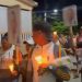 Encienden de velas por muerte de comerciantes víctimas de la delincuencia en Moca