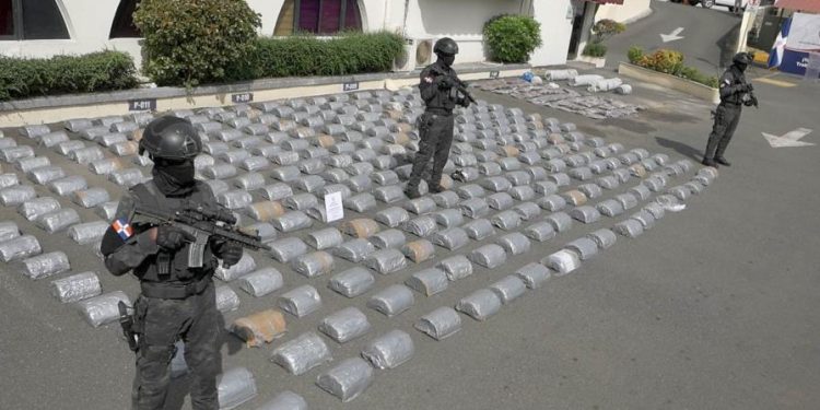 Solicitan prisión contra tres miembros de «Los Fira» por decomiso de más de dos mil libras de marihuana