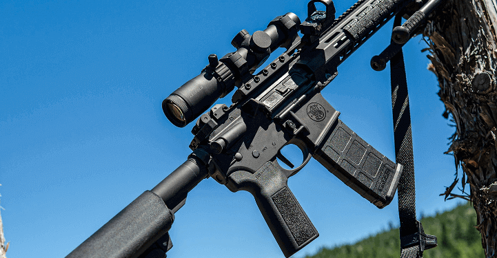 Los rifles de asalto, un arma letal demasiado fácil de adquirir en EEUU