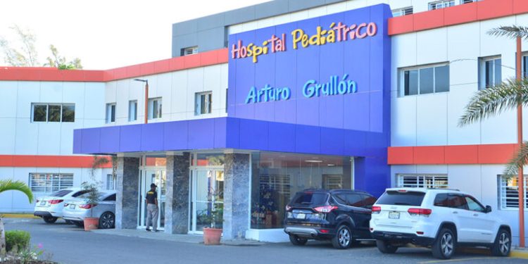 Hospitales de Santiago están llenos de pacientes afectados de dengue