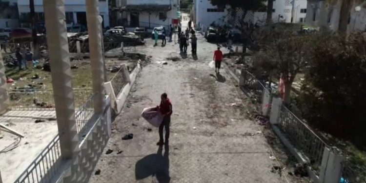 Los hospitales de Gaza: sin anestesia y con los pasillos abarratados de heridos