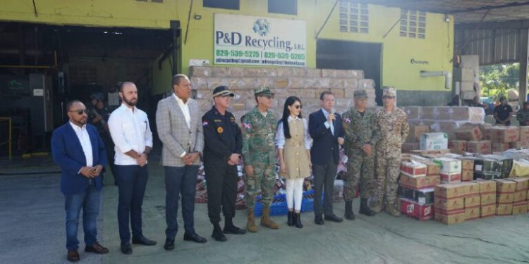 Incineran 10 millones de unidades de cigarrillos y otros productos