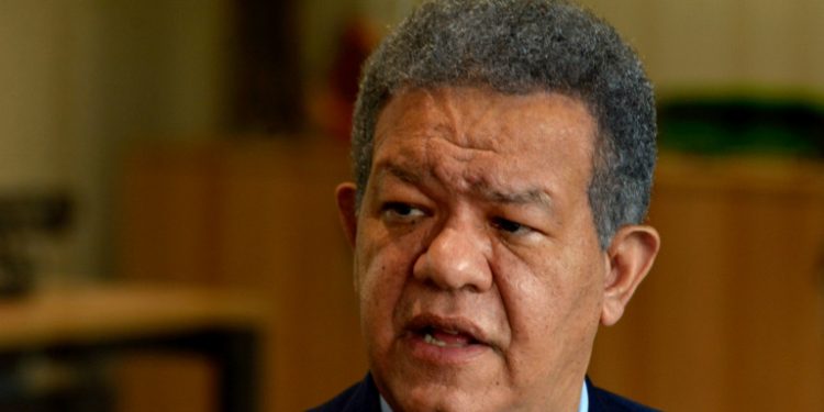 Leonel dice Gobierno promueve a Abinader en lugar de invertir en prevención contra el dengue