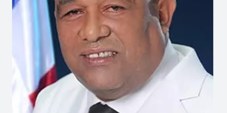 Perremeistas y comunitarios de Monte Cristi proclaman a Moreno Arias como su candidato a Senador