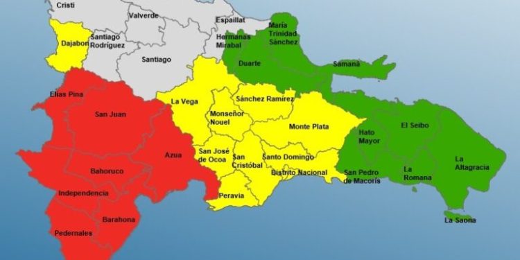 COE aumenta a 26 provincias en alerta por sistema con gran potencial de convertirse en ciclón tropical