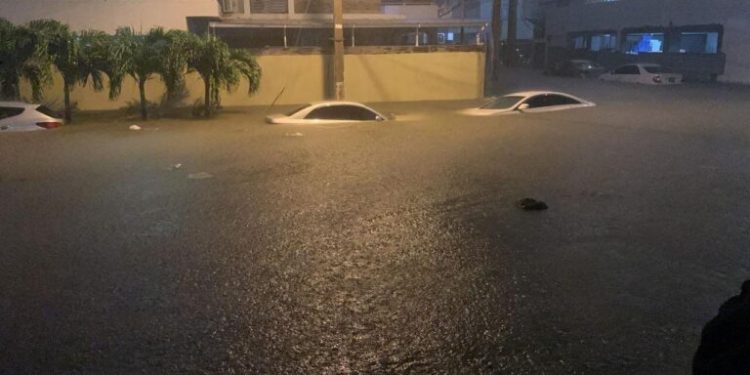 Lluvias de hoy reeditan el 4 de noviembre de 2022