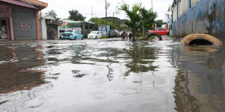 El país registra acumulados de casi 300 milímetros de lluvia durante las últimas 24 horas