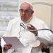 El papa contra las apariencias