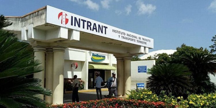 Compras y Contrataciones envía al Ministerio Público irregularidades en licitación de Intrant