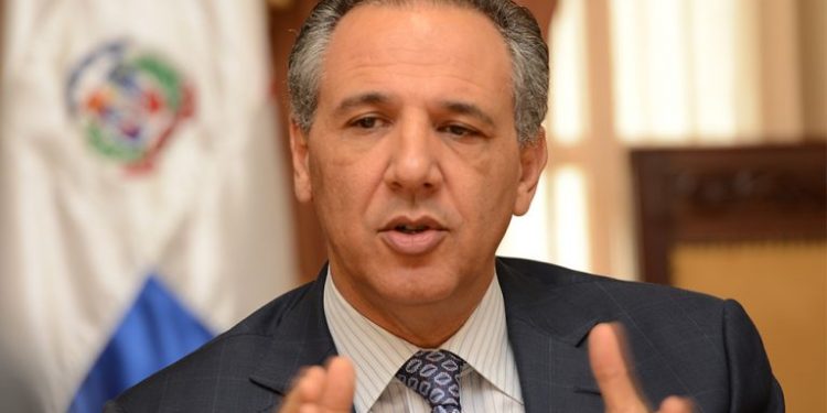 José Ramón Peralta dice está con sus familiares tras casi ocho meses en prisión “arbitraria, ilegal e injusta”