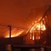 Suben a 134 los muertos por los devastadores incendios de Valparaíso (Chile)