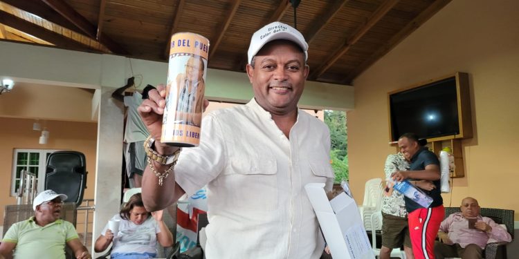 Celebran cumpleaños de programa Radial y TV Calor del Pueblo
