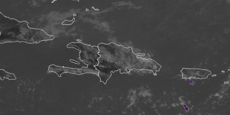 Onamet mantiene alerta en siete provincias por incidencia de vaguada