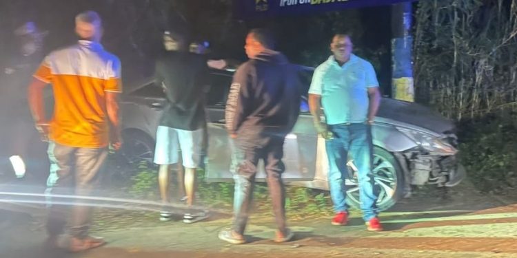 Varios heridos y lesionados en choque de carros carretera Manolo Tavares Justo Montecristi-Dajabón