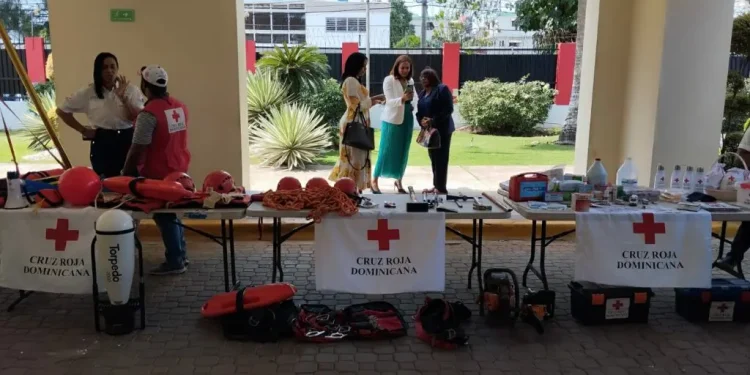 La Cruz Roja habilita su banco de sangre con 600 pintas para el asueto Semana Santa 2024