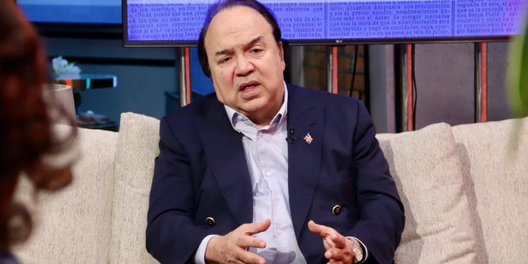 Vinicio Castillo Semán llama a oposición a no atentar contra la paz ni el proceso electoral; dice es hora de unidad ante lo que ocurre en Haití