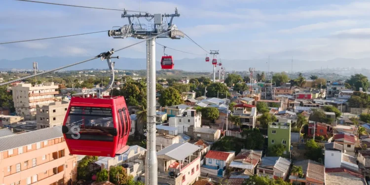 Teleférico de Santiago ofrecerá servicio a partir de este lunes en horario especial