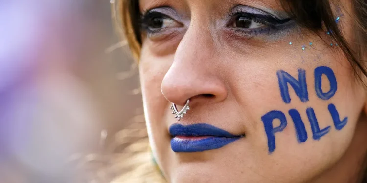 El Tribunal Supremo se inclina hacia no restringir el uso de la píldora abortiva en EE.UU